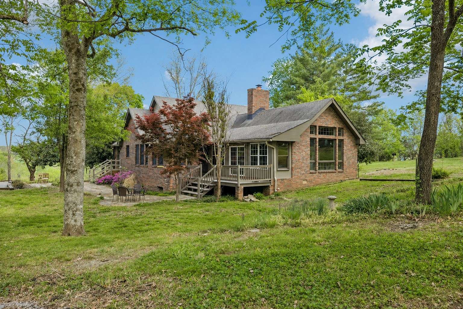 12.7 Acres of Land with Home for Sale in Lebanon, Tennessee