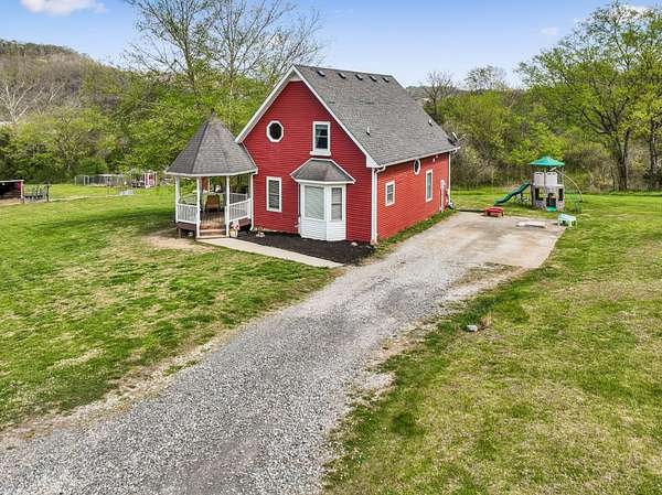 10 Acres of Land with Home for Sale in Pleasant Shade, Tennessee