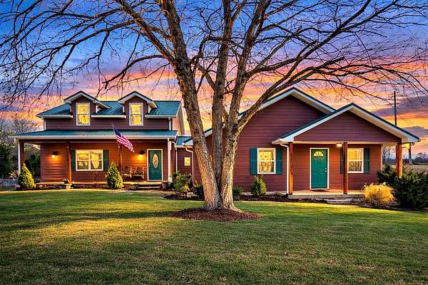 13 Acres of Land with Home for Sale in Cross Plains, Tennessee