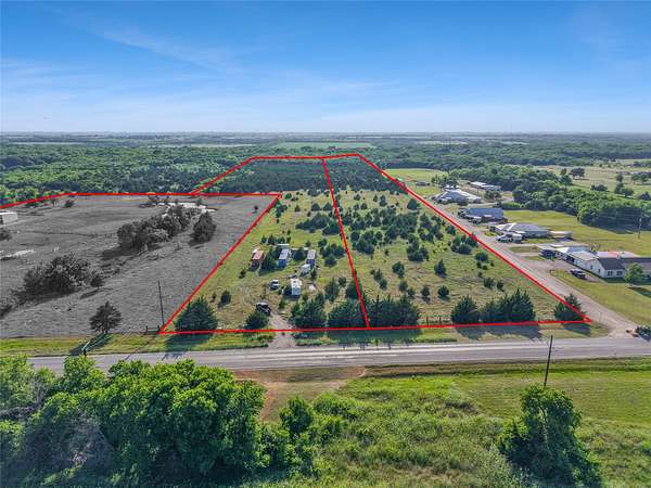 11.4 Acres of Land for Sale in Greenville, Texas