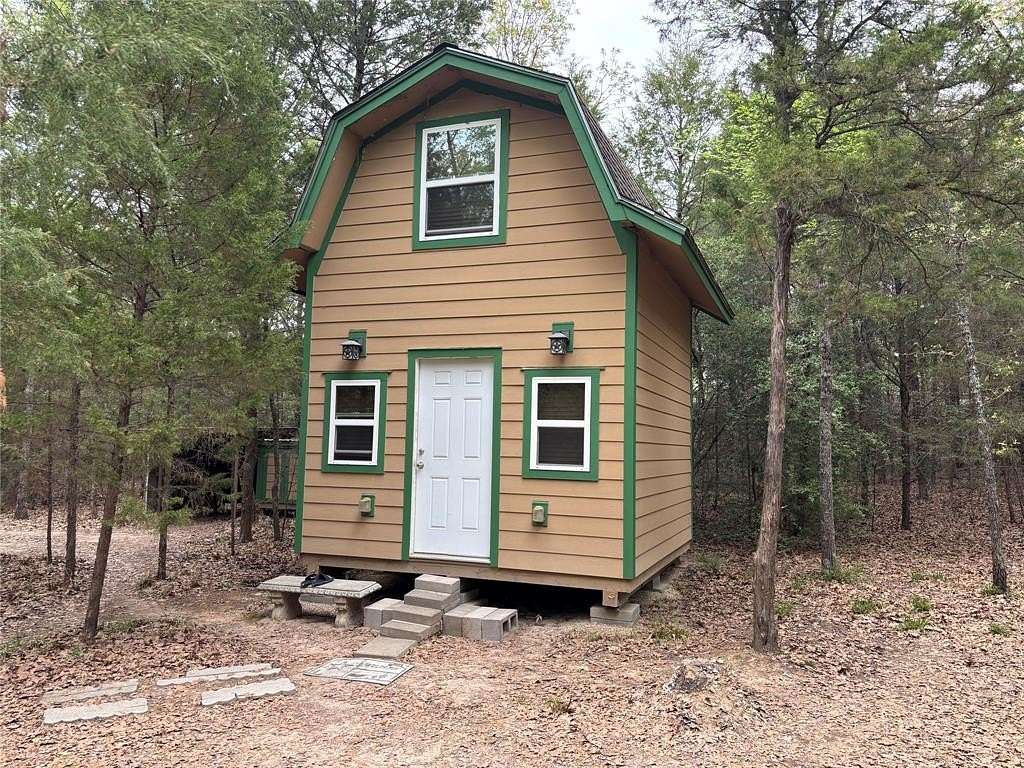 2 Acres of Land with Home for Sale in Eustace, Texas