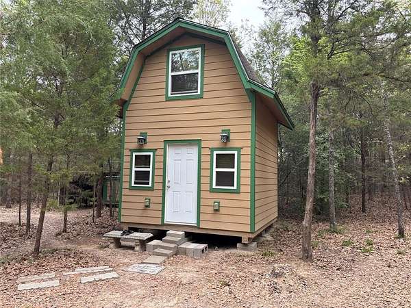 2 Acres of Land with Home for Sale in Eustace, Texas