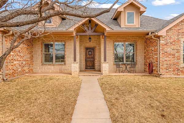 10.1 Acres of Land with Home for Sale in Lawn, Texas