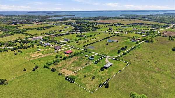 2.48 Acres of Land with Home for Sale in Valley View, Texas