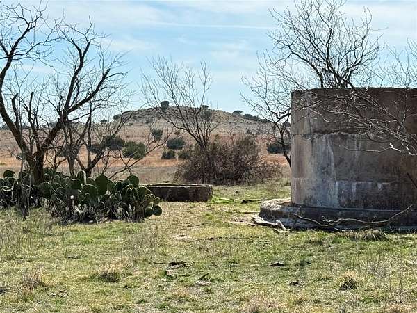 225 Acres of Agricultural Land for Sale in Hamilton, Texas