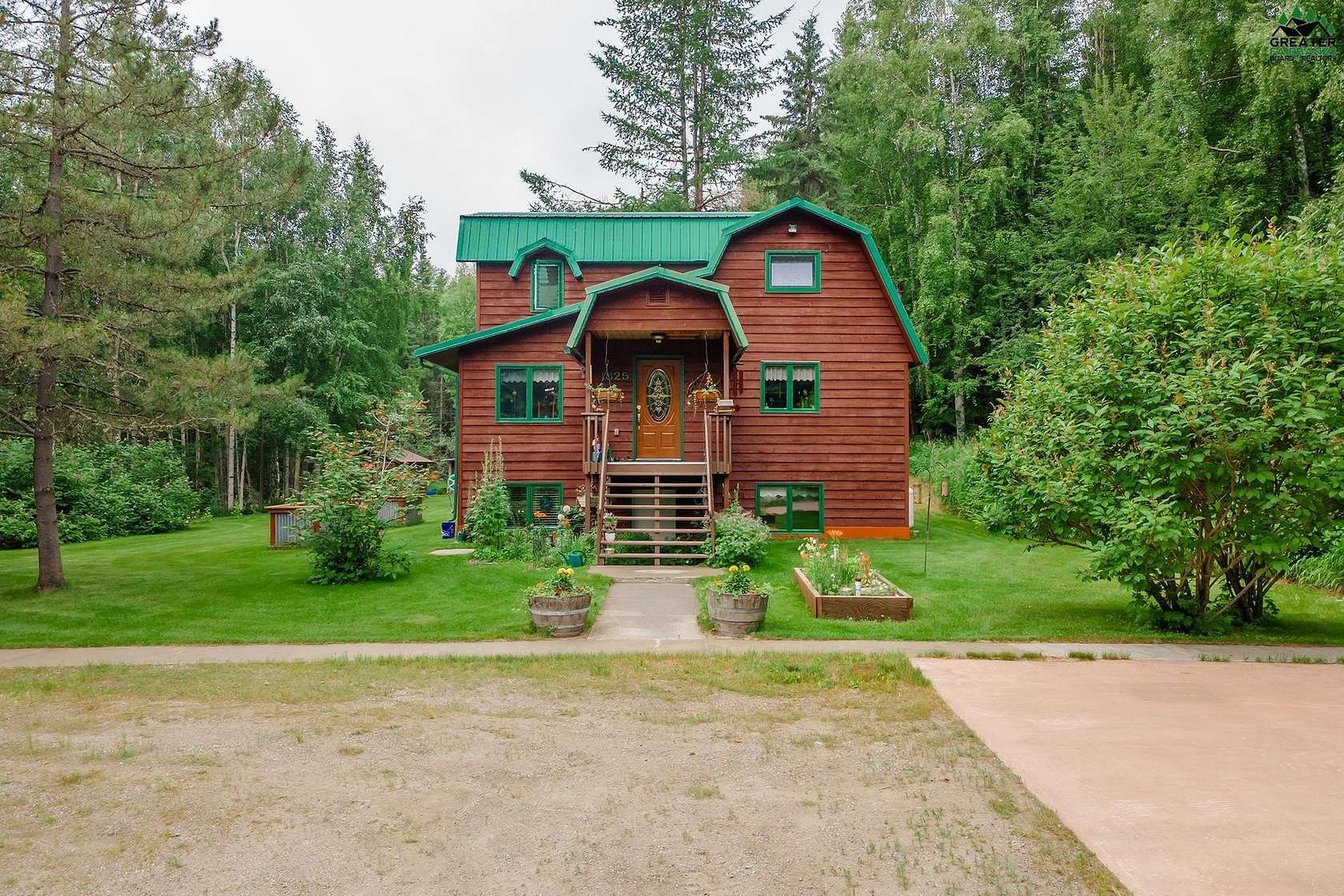 2.5 Acres of Land with Home for Sale in Fairbanks, Alaska