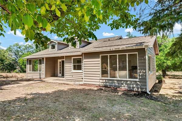 196 Acres of Land with Home for Sale in Middletown, California