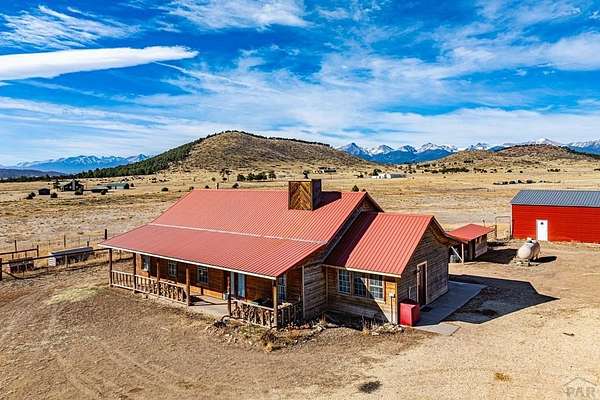 16.8 Acres of Land with Home for Sale in Cotopaxi, Colorado