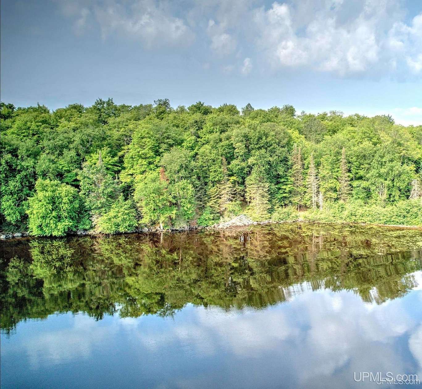 1.84 Acres of Residential Land for Sale in Michigamme, Michigan