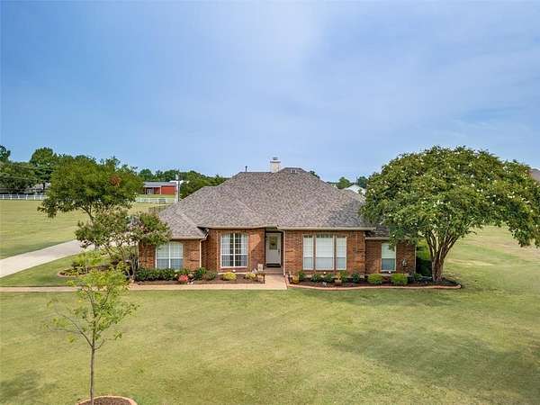 2.13 Acres of Land with Home for Sale in Lucas, Texas