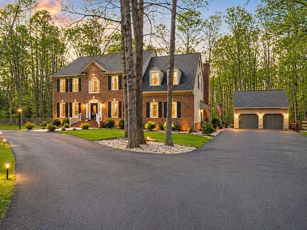 1.75 Acres of Land with Home for Sale in Midlothian, Virginia