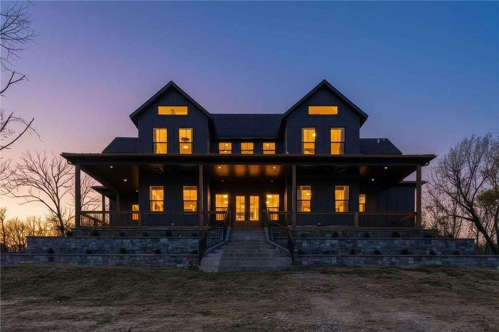 2 Acres of Land with Home for Sale in Springdale, Arkansas