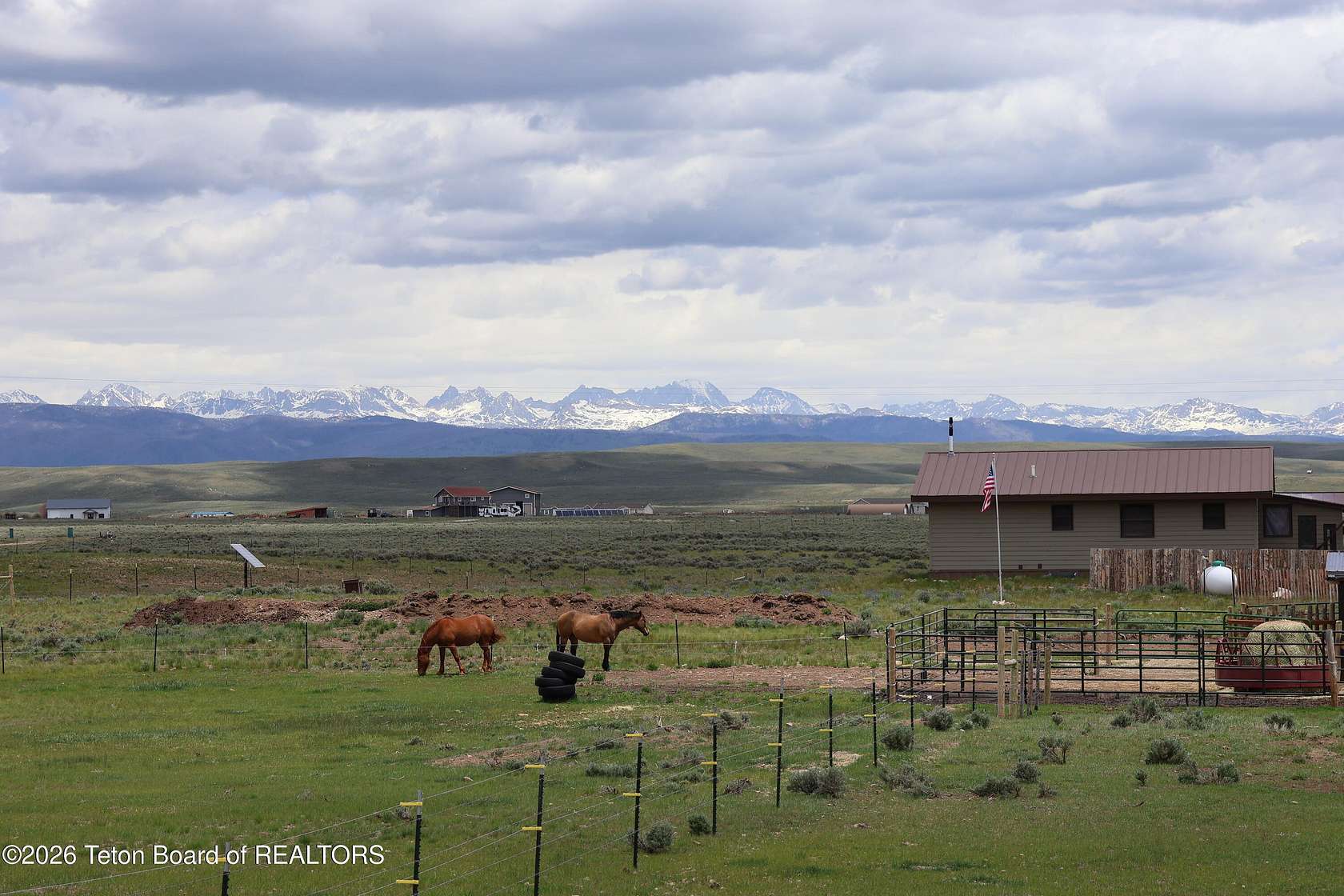16.2 Acres of Land with Home for Sale in Pinedale, Wyoming