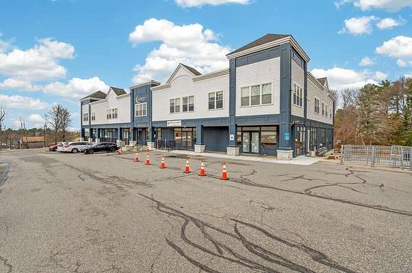 1.69 Acres of Improved Mixed-Use Land for Sale in Holbrook, Massachusetts