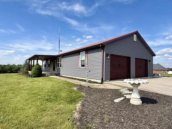 2.46 Acres of Land with Home for Sale in Eubank, Kentucky