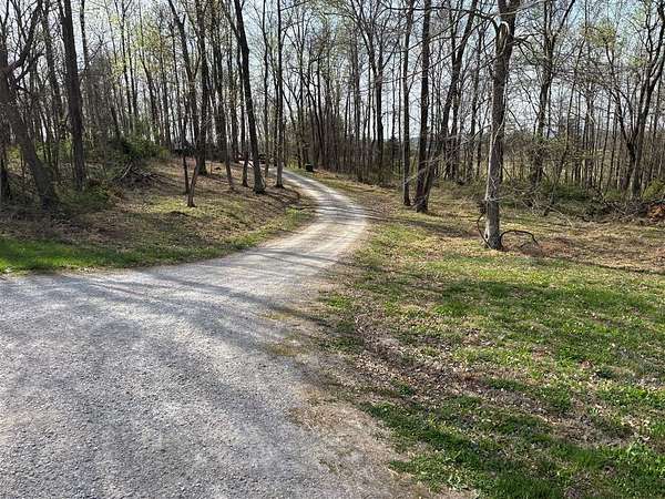 84 Acres of Improved Land for Sale in Canmer, Kentucky