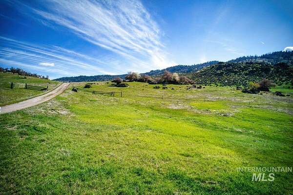 48.7 Acres of Agricultural Land for Sale in Ola, Idaho