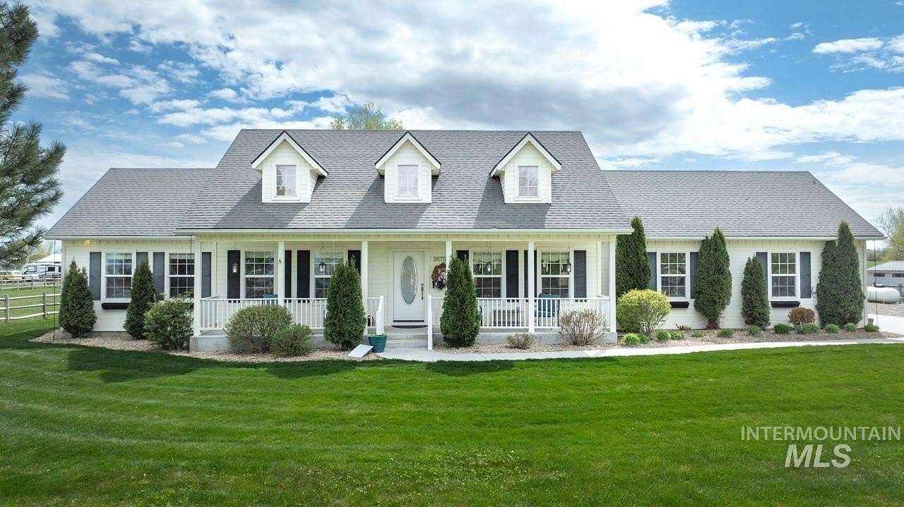 2.3 Acres of Land with Home for Sale in Homedale, Idaho