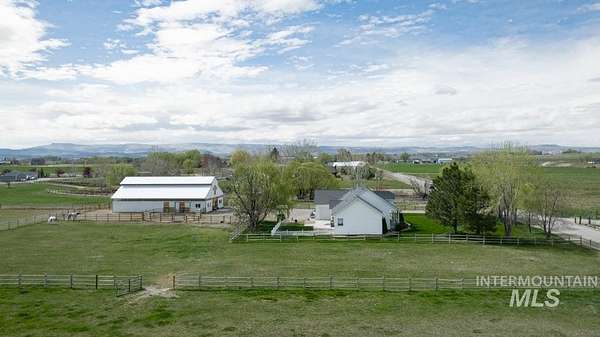 2.3 Acres of Land with Home for Sale in Homedale, Idaho
