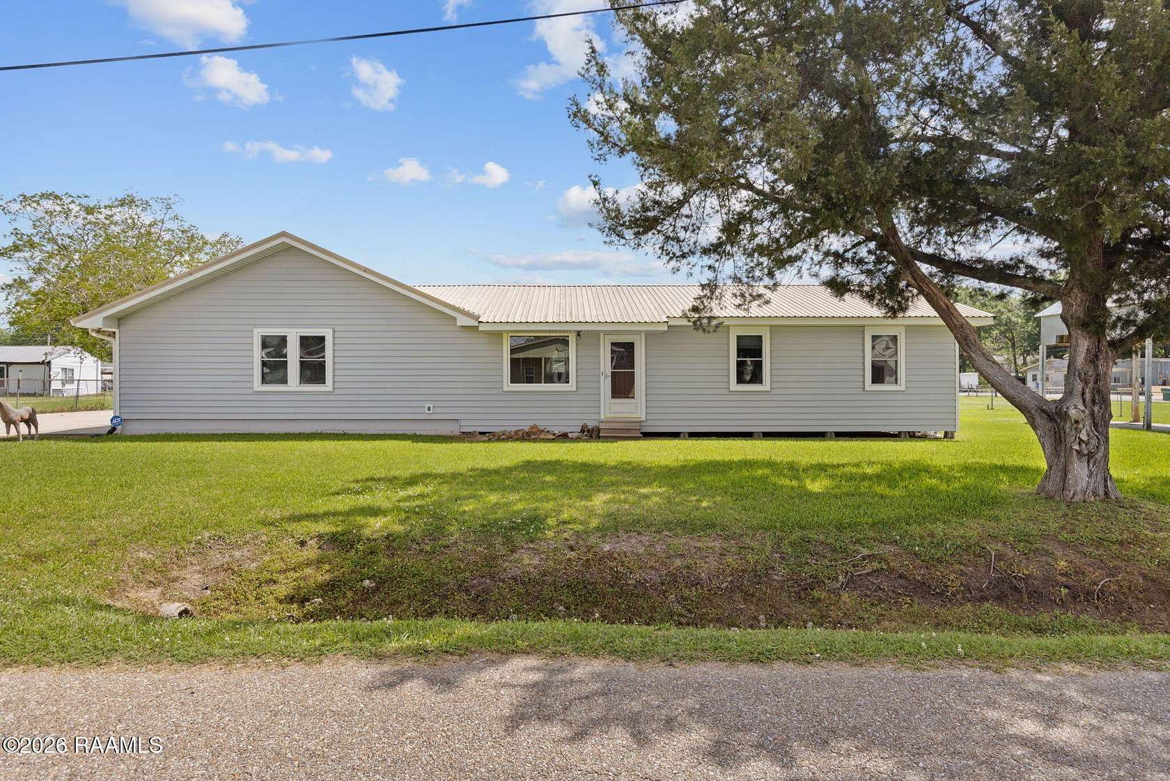 1.5 Acres of Land with Home for Sale in Rayne, Louisiana