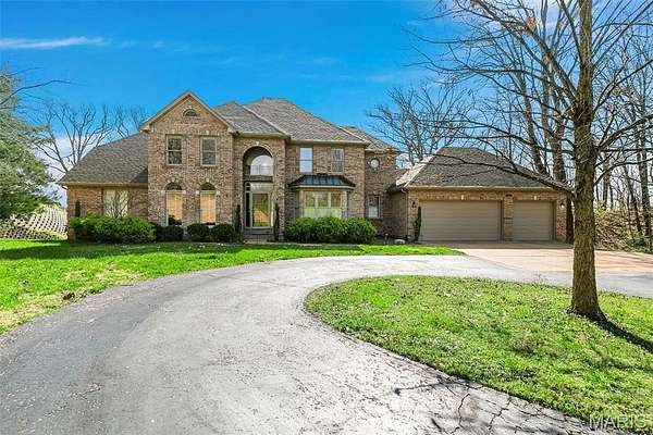 3 Acres of Land with Home for Sale in St. Louis, Missouri