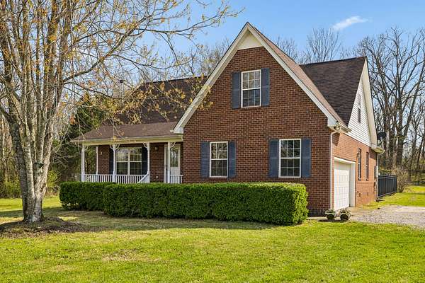 21.3 Acres of Land with Home for Sale in Rockvale, Tennessee