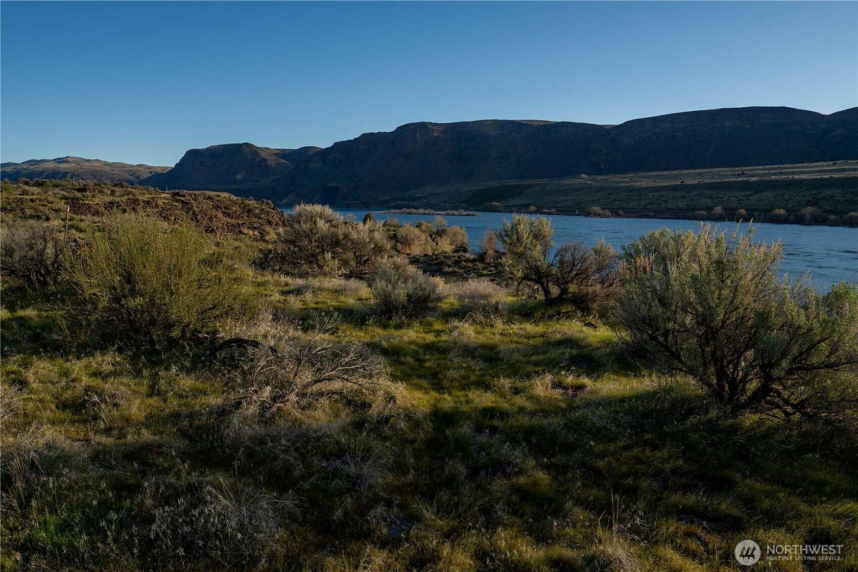 1 Acre of Residential Land for Sale in Malaga, Washington