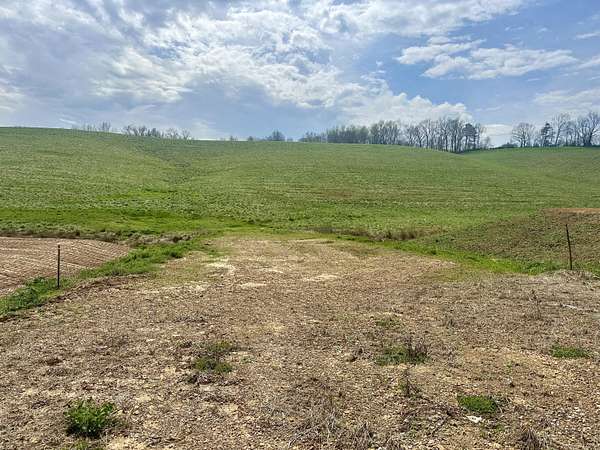 16.2 Acres of Land for Sale in London, Kentucky