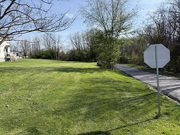 0.52 Acres of Residential Land for Sale in Simpsonville, Kentucky