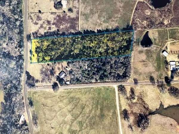 5 Acres of Residential Land for Sale in Nacogdoches, Texas