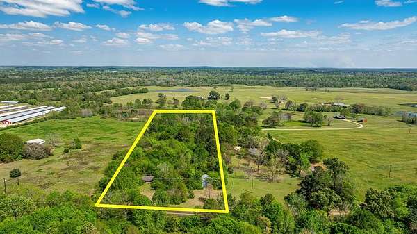 5 Acres of Residential Land for Sale in Nacogdoches, Texas