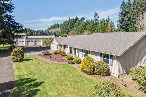 2.56 Acres of Land with Home for Sale in Stayton, Oregon