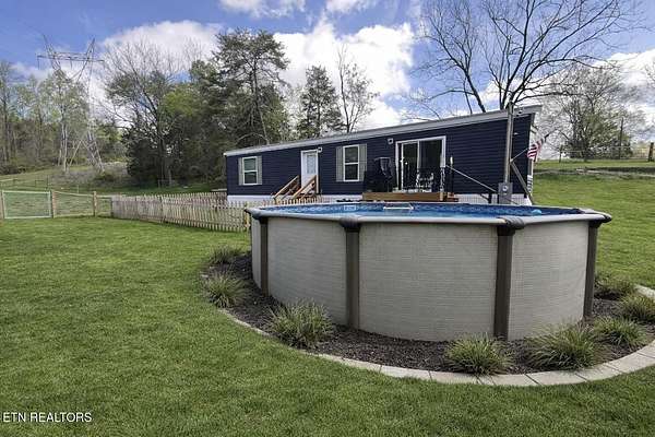 1 Acre of Residential Land for Sale in Knoxville, Tennessee