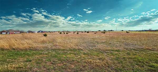 5 Acres of Residential Land for Sale in El Reno, Oklahoma