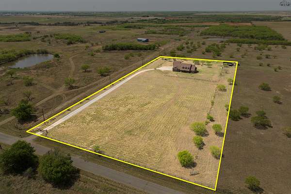 37.7 Acres of Land with Home for Sale in Iowa Park, Texas