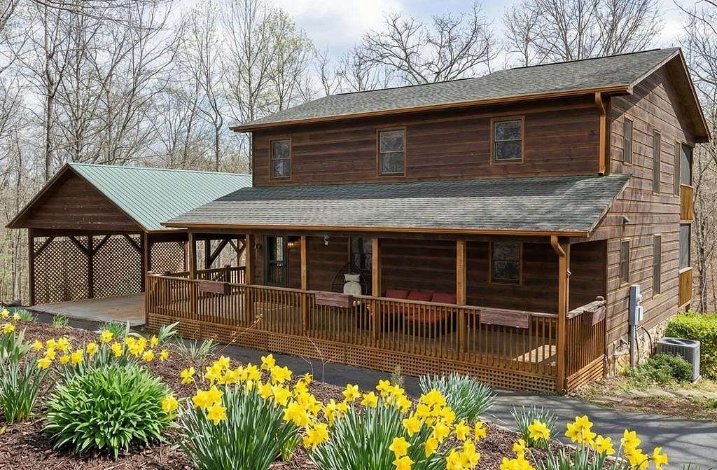 4 Acres of Land with Home for Sale in Blue Ridge, Georgia