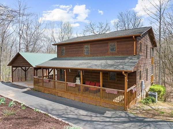 4 Acres of Land with Home for Sale in Blue Ridge, Georgia