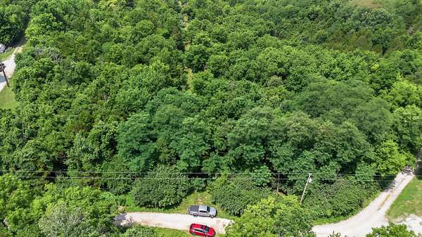 15.5 Acres of Recreational & Residential Land for Sale in Williamstown, Kentucky