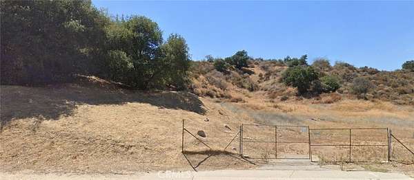 0.45 Acres of Land for Sale in Los Angeles, California
