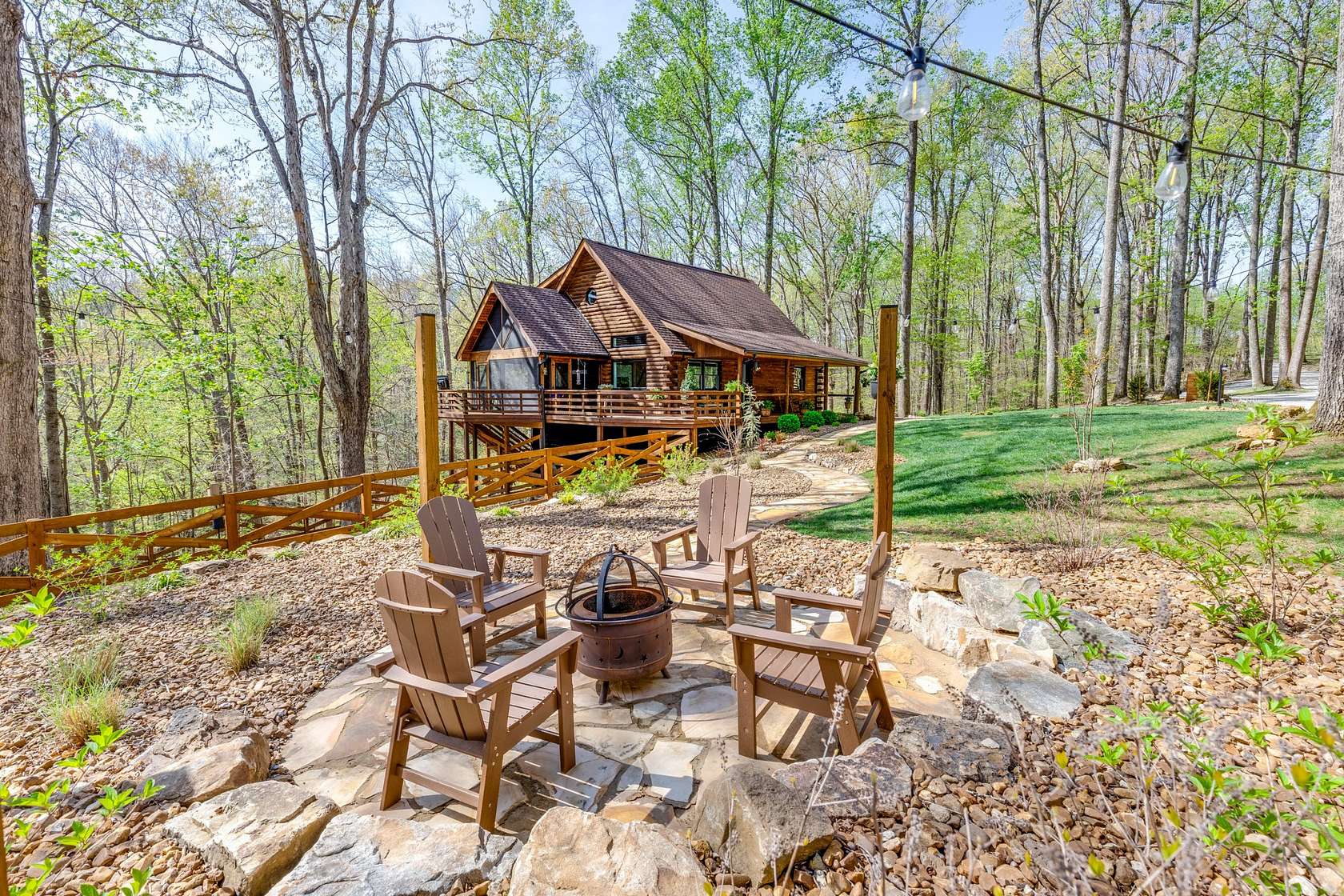 7.73 Acres of Land with Home for Sale in Franklin, Tennessee