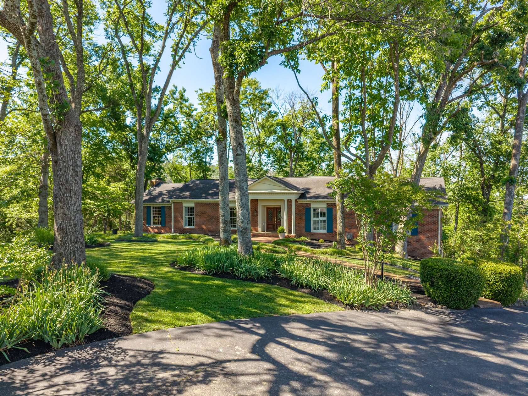 1.88 Acres of Land with Home for Sale in Nashville, Tennessee