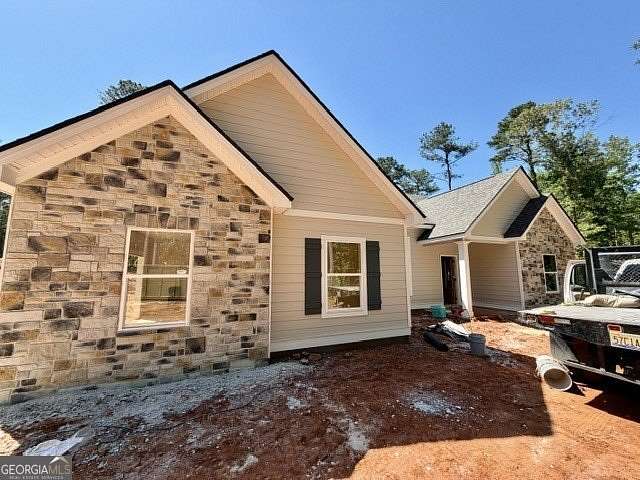 2.65 Acres of Land with Home for Sale in Greenville, Georgia