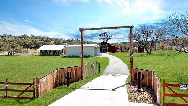 4 Acres of Land with Home for Sale in Kingsland, Texas