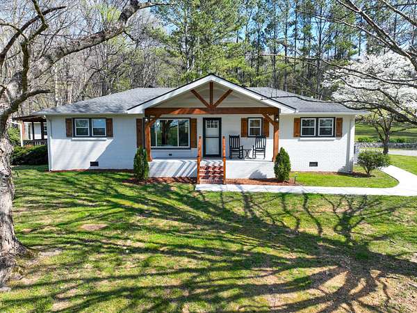 10.1 Acres of Land with Home for Sale in Lewisburg, Tennessee