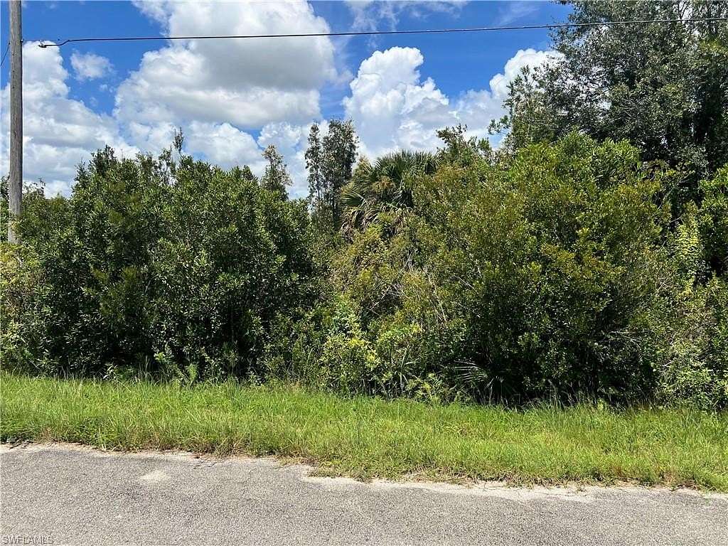 0.25 Acres of Residential Land for Sale in Lehigh Acres, Florida