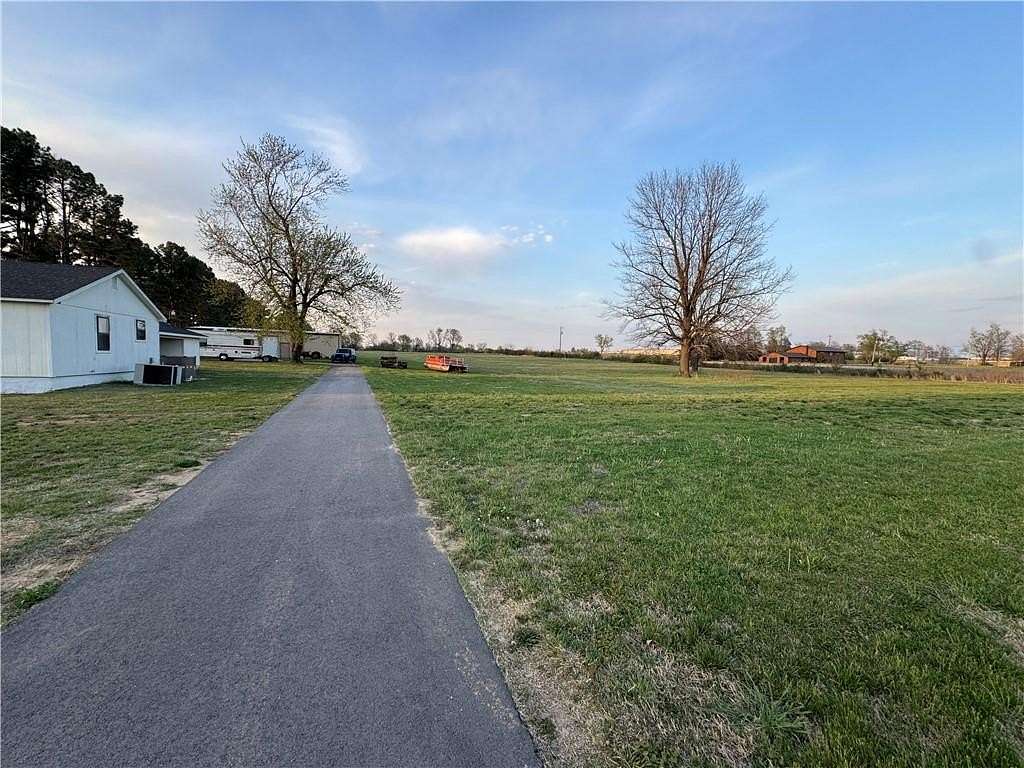 10 Acres of Land for Sale in Rogers, Arkansas