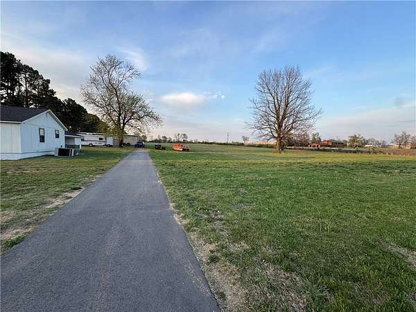 10 Acres of Land for Sale in Rogers, Arkansas