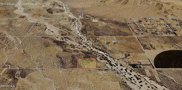10.4 Acres of Land for Sale in Palmdale, California
