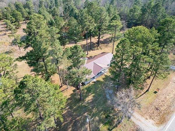 43 Acres of Recreational Land with Home for Sale in Smithville, Arkansas