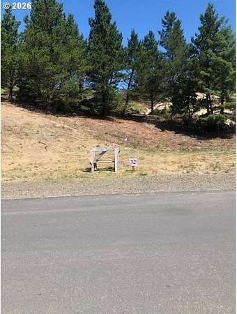33.5 Acres of Land for Sale in Manzanita, Oregon
